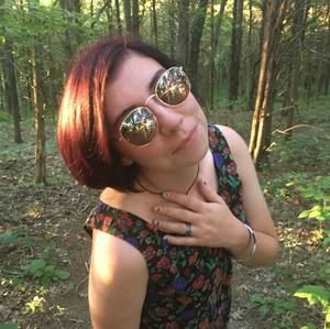 Meet your Posher, Evie